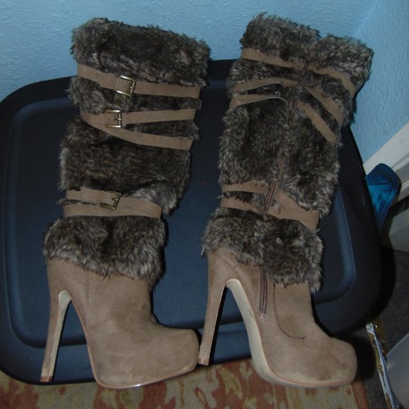 Furry Leather Just Fab Boots - Picture 4 of 4